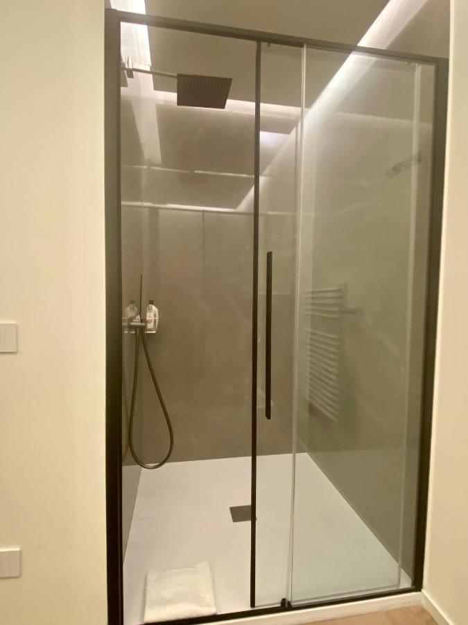 Torino 64 - Duomo City Center Luxury Apartment Perfect X2! Milão Exterior foto